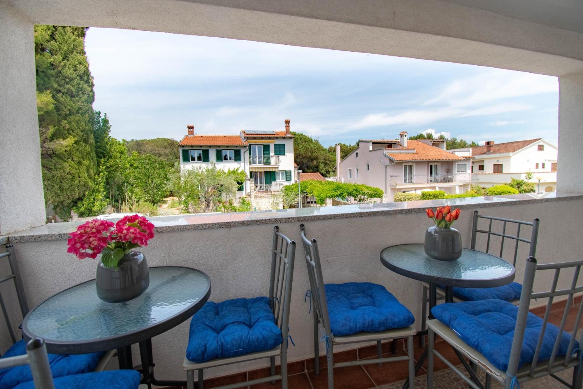 Apartments Betty Borik โรวีน ภายนอก รูปภาพ