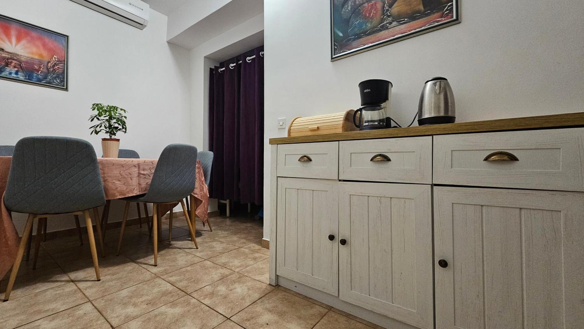 Apartments Betty Borik โรวีน ภายนอก รูปภาพ