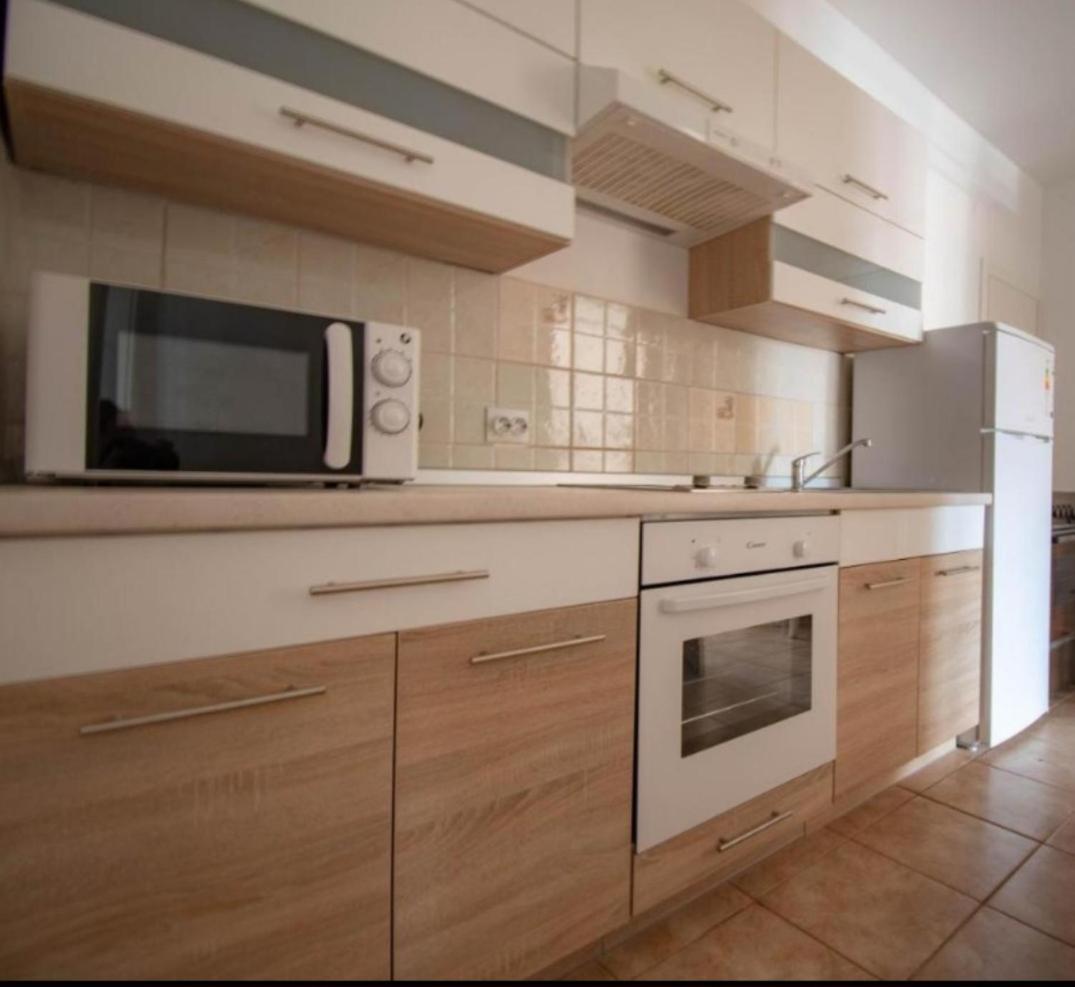 Apartments Betty Borik โรวีน ภายนอก รูปภาพ