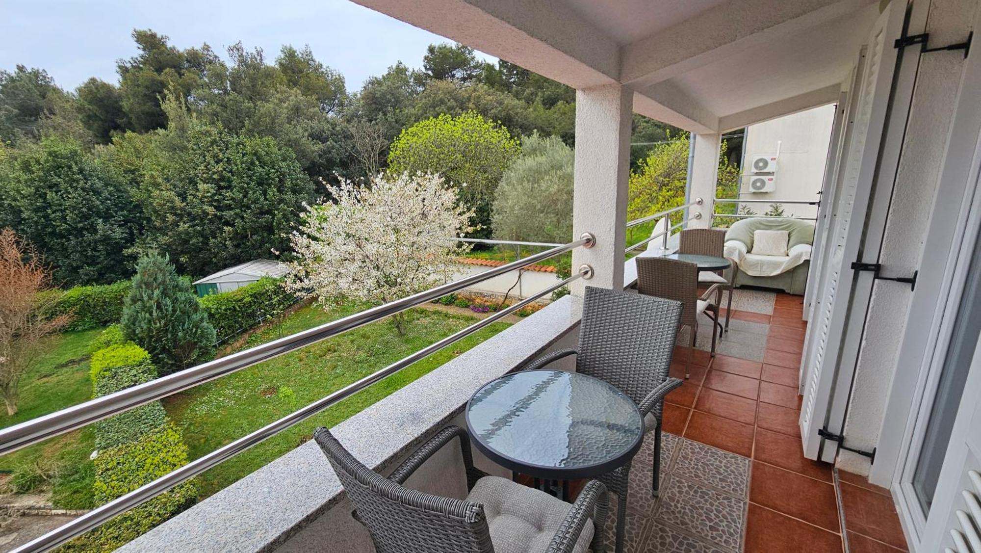 Apartments Betty Borik โรวีน ภายนอก รูปภาพ